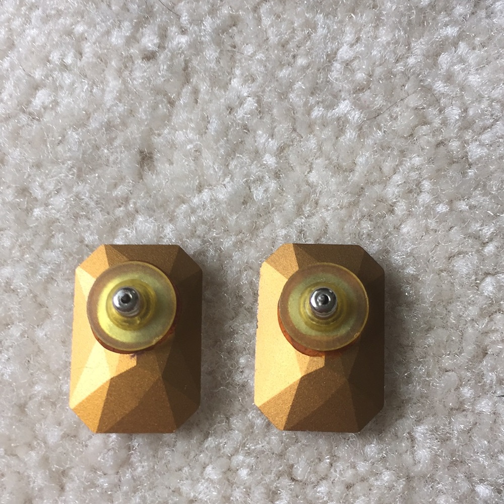 Earrings - Picture 3 of 3